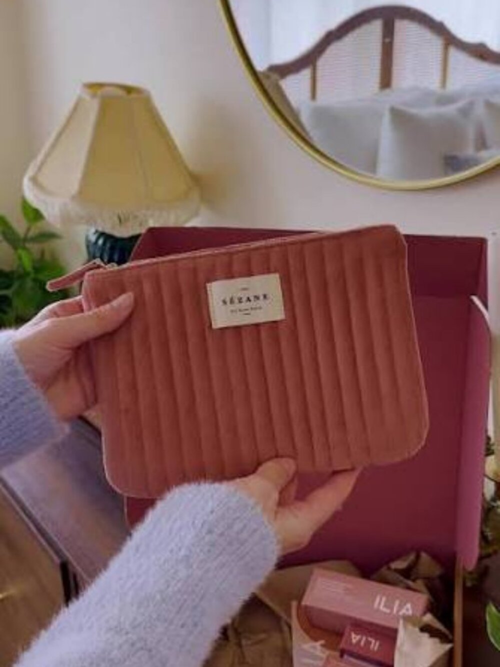 Sezane Quilted Velvet Pouch Women OS Rose Pink Gold Zipper Paris Chic NWOT
